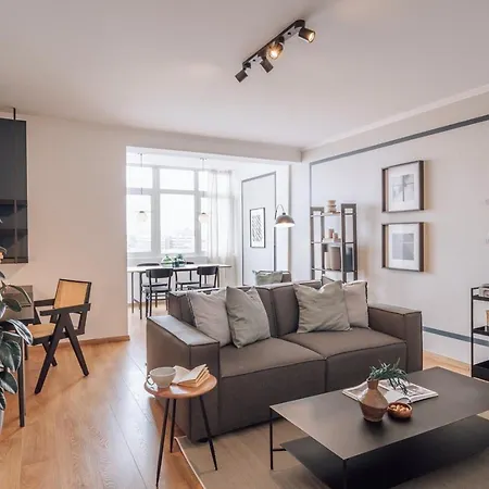 Herbert - 2 Bedrooms And Balcony In Areeiro Apartamento *