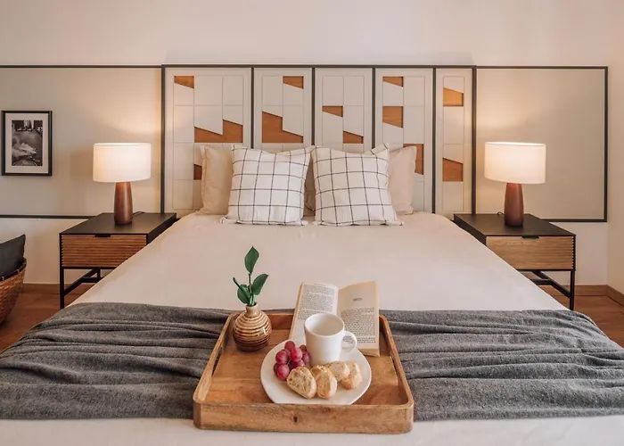 Herbert - 2 Bedrooms And Balcony In Areeiro شقة Lisboa